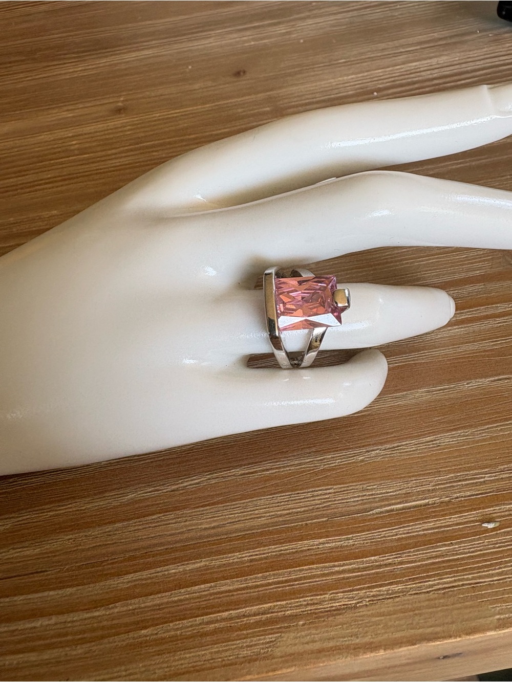 Silver Pink Gemstone Statement Ring - Size 7 - Picture 2 of 8